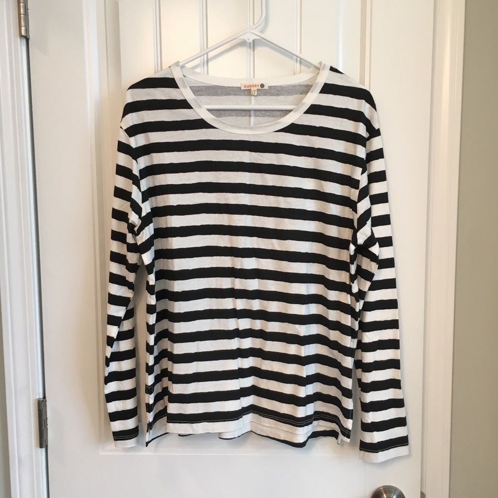 Sundry Black & White Striped Top